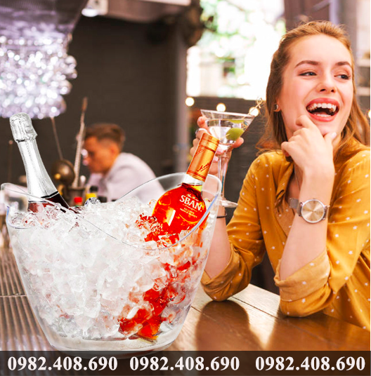 Xô đá ướp rượu vang